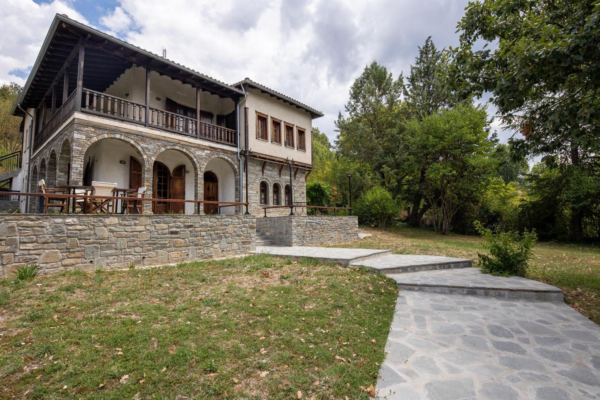 Zenios Dionysos - Traditional Villa Grevena Exteriör bild